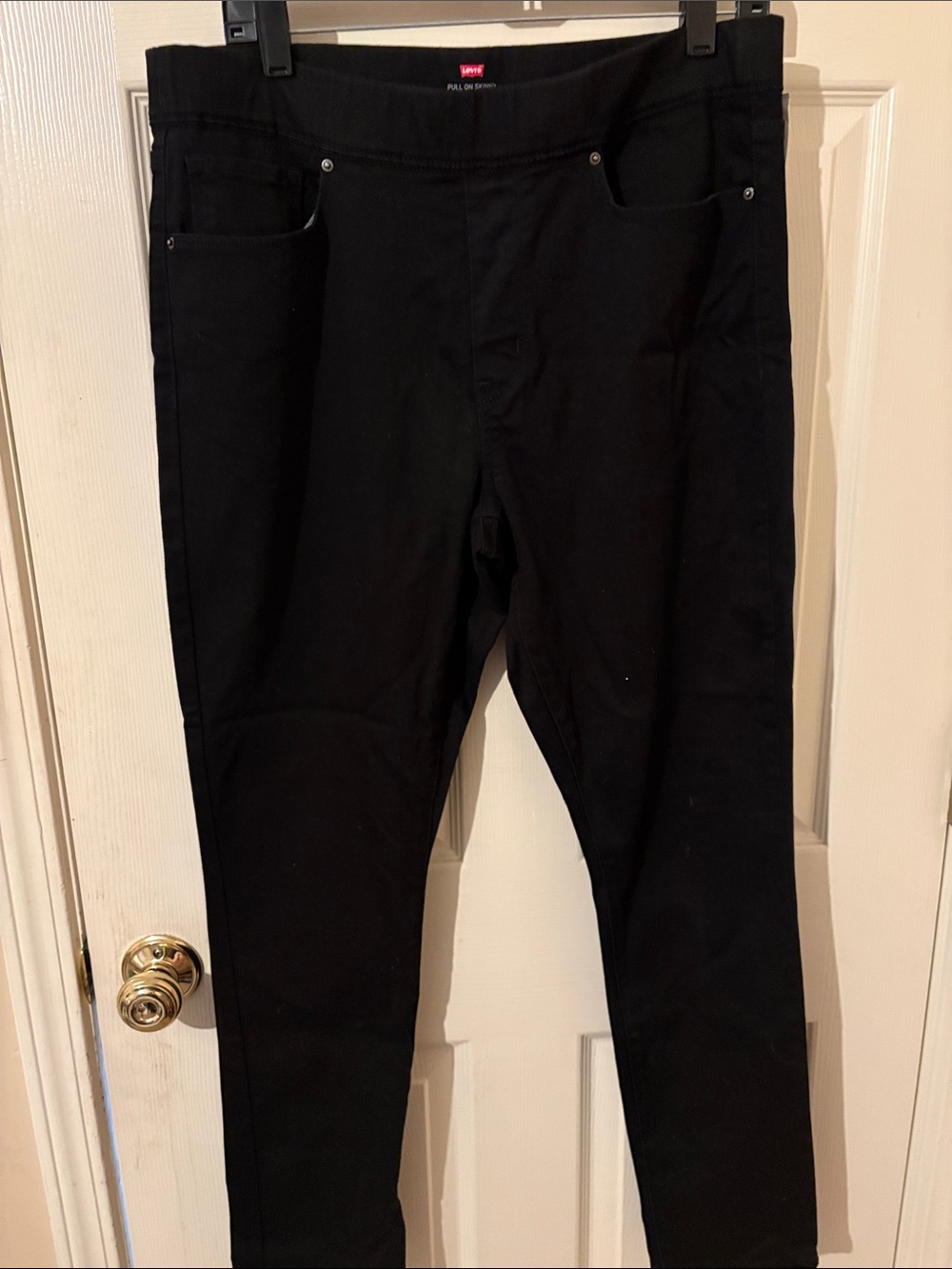 Levi's Black Slim Straight Pants